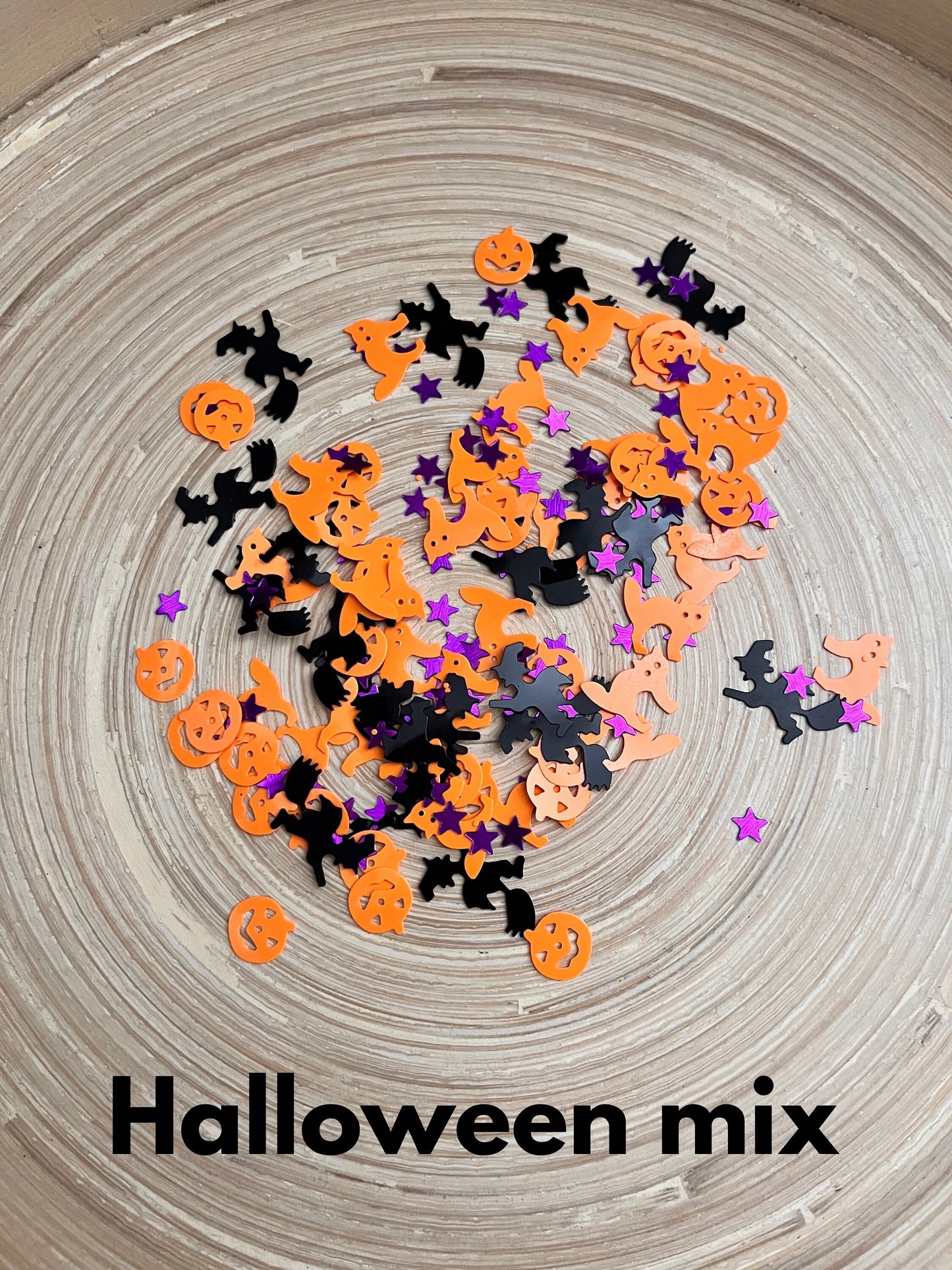 Halloween Glass Bauble | Personalised | Confetti Filled | 8cm | Halloween Tree | Halloween Decor | Spooky Spiders